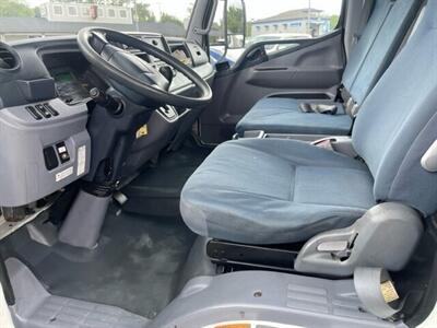 2014 Mitsubishi Fuso FE160 FE  BOX TRUCK - Photo 15 - Prescott, AZ 86301