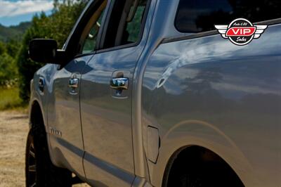 2017 Nissan Titan SV Crew Cab 4x4 - Photo 13 - Prescott, AZ 86301