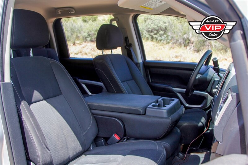 2017 Nissan Titan SV Crew Cab 4x4 - Photo 32 - Prescott, AZ 86301