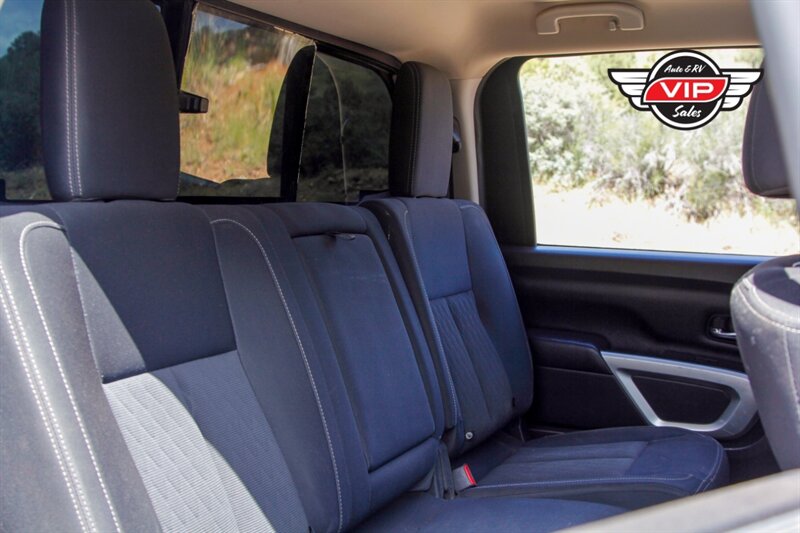 2017 Nissan Titan SV Crew Cab 4x4 - Photo 30 - Prescott, AZ 86301