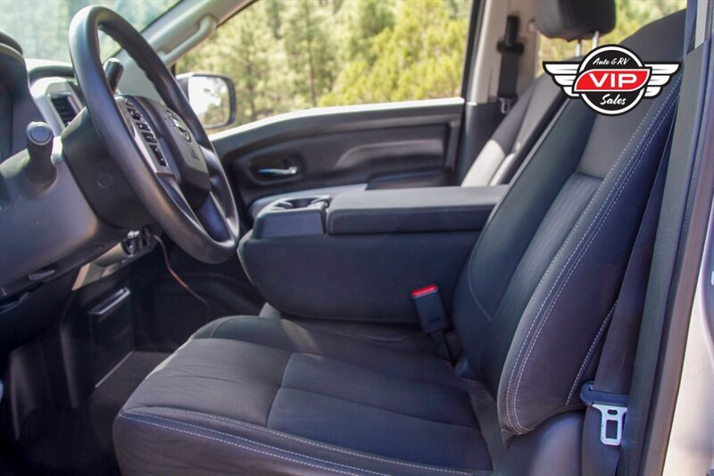 2017 Nissan Titan SV Crew Cab 4x4 - Photo 21 - Prescott, AZ 86301
