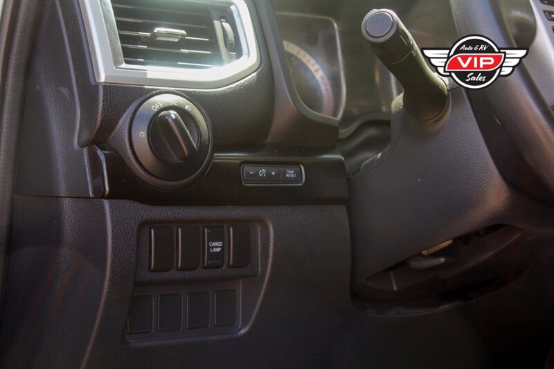 2017 Nissan Titan SV Crew Cab 4x4 - Photo 17 - Prescott, AZ 86301