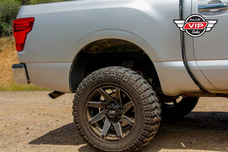 2017 Nissan Titan SV Crew Cab 4x4 - Photo 10 - Prescott, AZ 86301