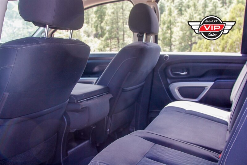 2017 Nissan Titan SV Crew Cab 4x4 - Photo 25 - Prescott, AZ 86301