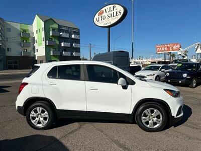 2017 Chevrolet Trax LS   - Photo 2 - Mesa, AZ 85201