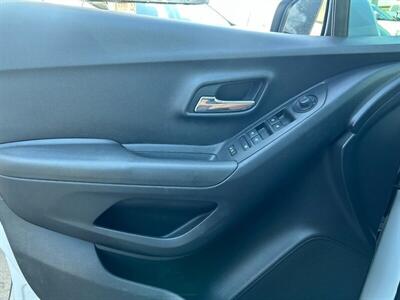 2017 Chevrolet Trax LS   - Photo 12 - Mesa, AZ 85201