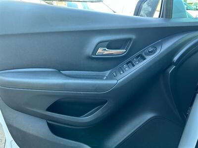 2017 Chevrolet Trax LS   - Photo 12 - Mesa, AZ 85201