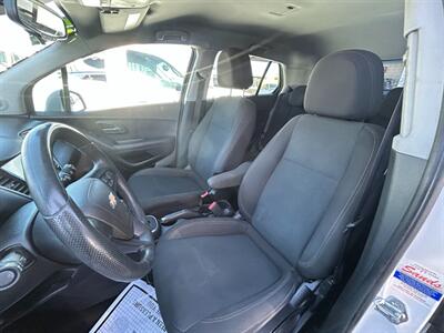 2017 Chevrolet Trax LS   - Photo 13 - Mesa, AZ 85201