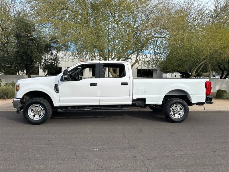 2019 Ford F-350 XL  4X4 CREW CAB LB