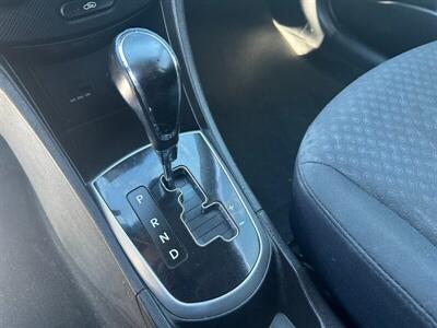 2013 Hyundai ACCENT SE Hatch Back - Photo 12 - Prescott, AZ 86301