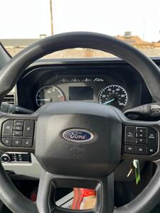 2024 Ford F-250 XLT   - Photo 33 - Mesa, AZ 85201