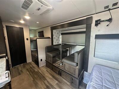 2022 STARCRAFT 180 BHS Autumn Ridge   - Photo 7 - Mesa, AZ 85201