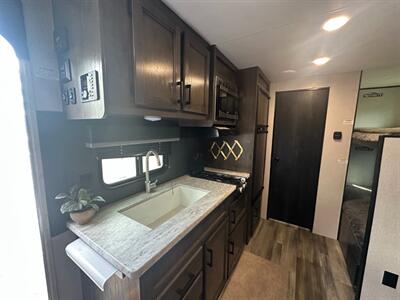 2022 STARCRAFT 180 BHS Autumn Ridge   - Photo 9 - Mesa, AZ 85201