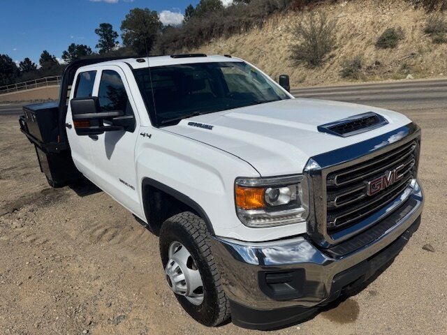 2019 GMC Sierra 3500 4X4 DUALLY DURAMAX  flatbed