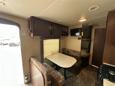 2015 JAYCO JAYFLIGHT M-26BH  Bunk House - Photo 14 - Mesa, AZ 85201