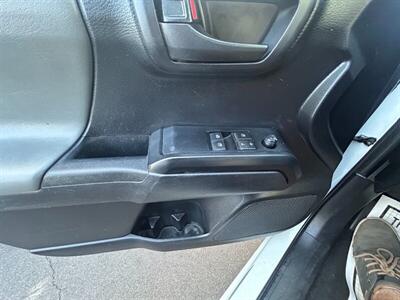 2020 Toyota Tacoma SR  4X4 - Photo 12 - Mesa, AZ 85201