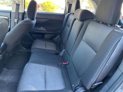 2018 Mitsubishi Outlander SE  AWD - Photo 15 - Mesa, AZ 85201