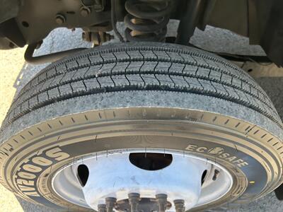 2012 Ford F-550 Super Duty Bucket - Photo 18 - Mesa, AZ 85201