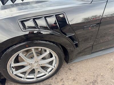 2021 Ford Mustang GT  premium clean car-fax - Photo 25 - Mesa, AZ 85201