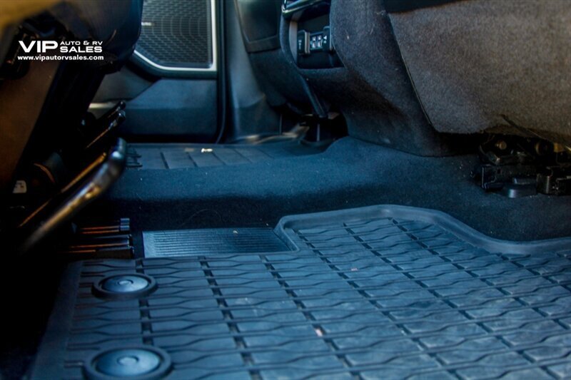 2024 Jeep Wagoneer L Series II - Photo 34 - Prescott, AZ 86301