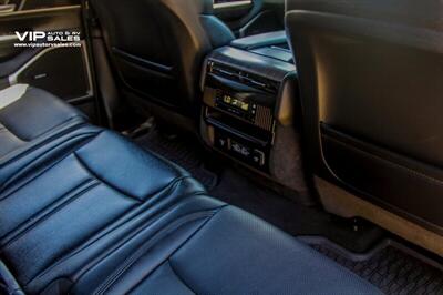 2024 Jeep Wagoneer L Series II - Photo 33 - Prescott, AZ 86301