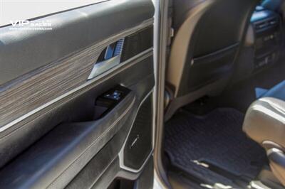 2024 Jeep Wagoneer L Series II - Photo 30 - Prescott, AZ 86301