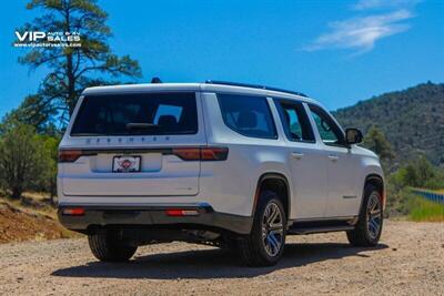 2024 Jeep Wagoneer L Series II - Photo 6 - Mesa, AZ 85201