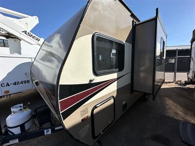 2017 Pacific Coachworks M-14RBS ECON   - Photo 1 - Mesa, AZ 85201