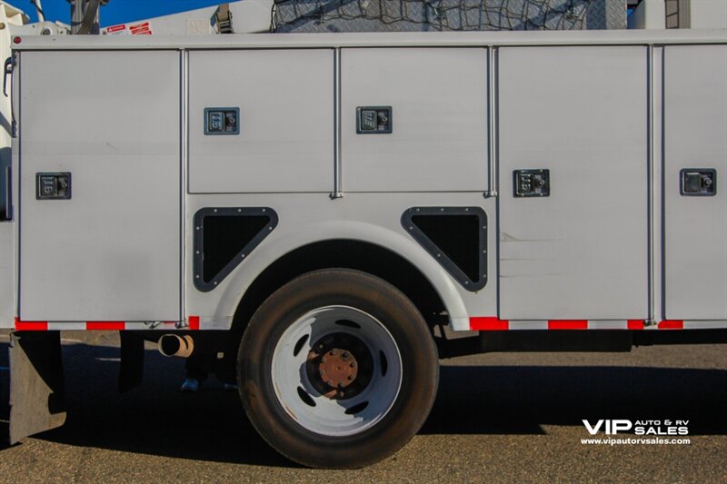 2012 Ford F-550 Super Duty XL Bucket - Photo 14 - Mesa, AZ 85201