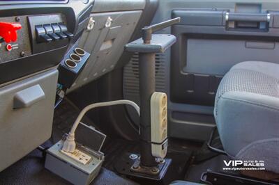 2012 Ford F-550 Super Duty XL Bucket - Photo 38 - Mesa, AZ 85201