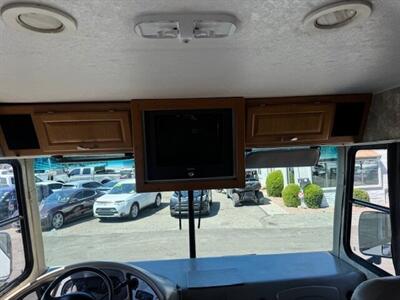 2006 COACHMEN MIRADA 300QB   - Photo 19 - Prescott, AZ 86301