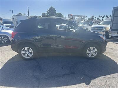 2021 Chevrolet Trax LT  AWD LT - Photo 6 - Mesa, AZ 85201