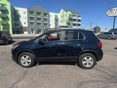 2021 Chevrolet Trax LT  AWD LT - Photo 2 - Mesa, AZ 85201