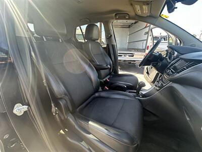 2021 Chevrolet Trax LT  AWD LT - Photo 17 - Mesa, AZ 85201