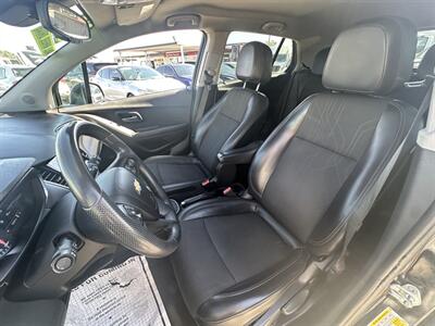 2021 Chevrolet Trax LT  AWD LT - Photo 14 - Mesa, AZ 85201