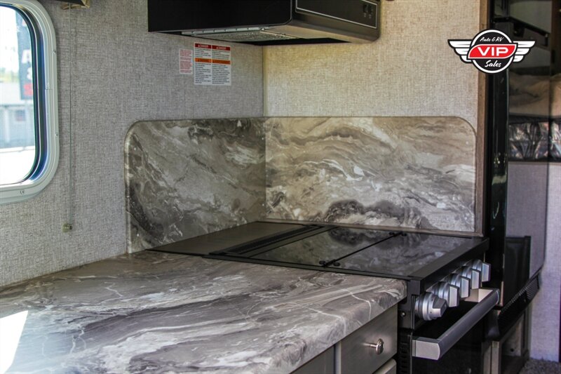 2024 Northwood Wolf Creek 890 - Photo 11 - Prescott, AZ 86301