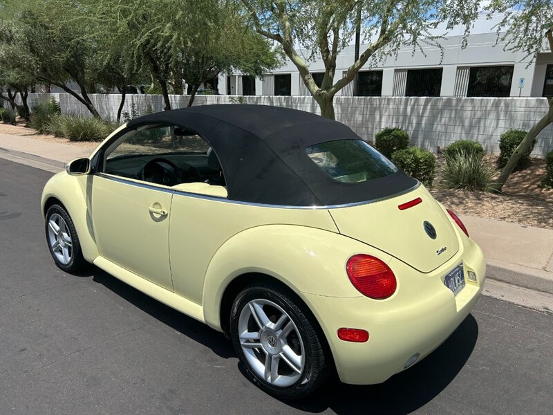 2004 Volkswagen New Beetle Convertible GLS - Photo 1 - Mesa, AZ 85201