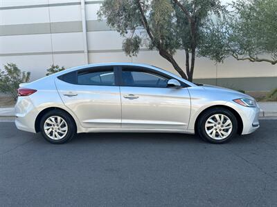 2017 Hyundai ELANTRA SE  Sedan - Photo 18 - Mesa, AZ 85201