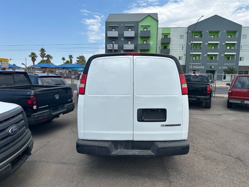 2018 Chevrolet Express 3500 Extra Long - Photo 32 - Mesa, AZ 85201