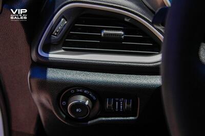 2026 Chrysler Pacifica Select - Photo 46 - Prescott, AZ 86301