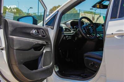 2026 Chrysler Pacifica Select - Photo 92 - Prescott, AZ 86301