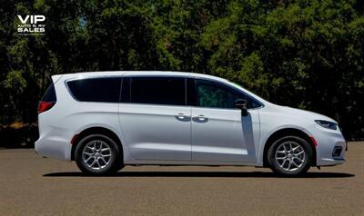2026 Chrysler Pacifica Select - Photo 49 - Prescott, AZ 86301