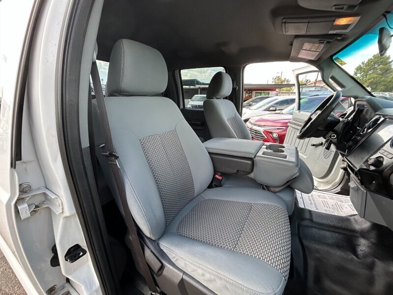 2011 Ford F-250 XL Crew Cab 4x4 - Photo 12 - Prescott, AZ 86301