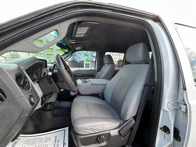 2011 Ford F-250 XL  Crew Cab 4x4 - Photo 9 - Mesa, AZ 85201