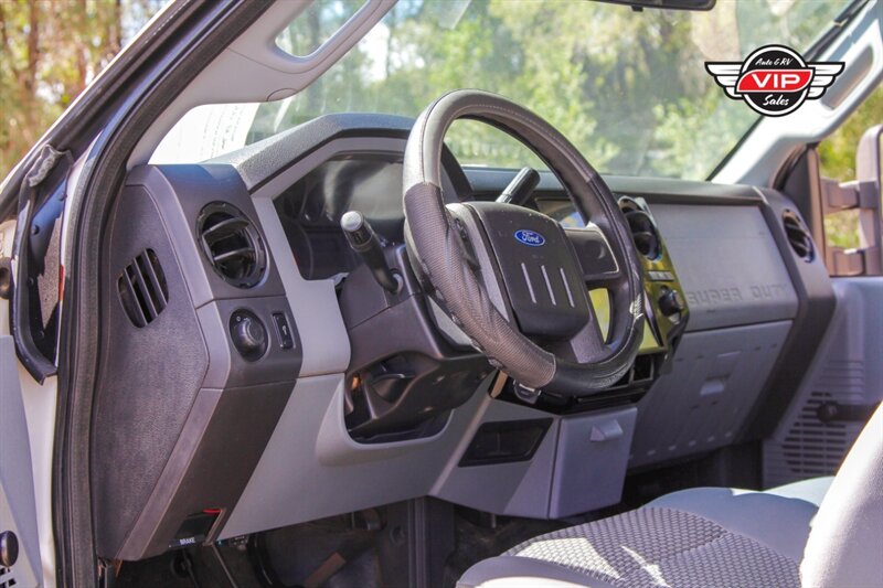 2011 Ford F-250 XL Crew Cab 4x4 - Photo 40 - Prescott, AZ 86301