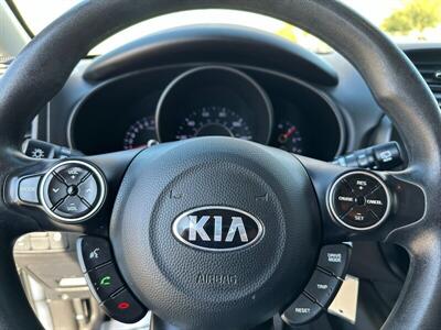 2019 Kia Soul   - Photo 12 - Mesa, AZ 85201