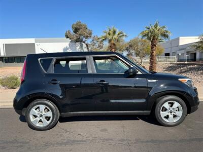 2019 Kia Soul   - Photo 6 - Mesa, AZ 85201