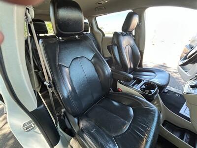 2020 Chrysler Pacifica Touring L - Photo 42 - Mesa, AZ 85201