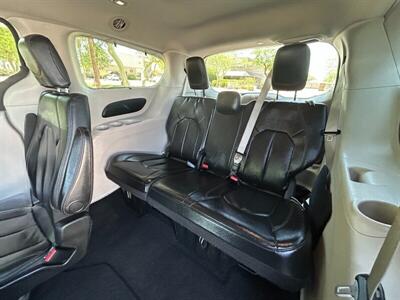 2020 Chrysler Pacifica Touring L - Photo 18 - Mesa, AZ 85201