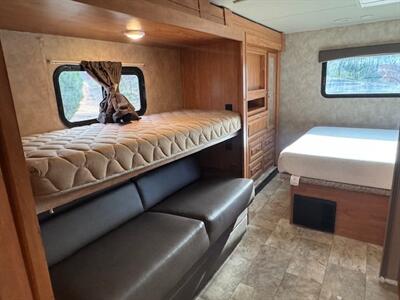 2018 FORD NEXUS PHANTOM 32P  BUNK HOUSE FULL BODY PAINT - Photo 16 - Prescott, AZ 86301
